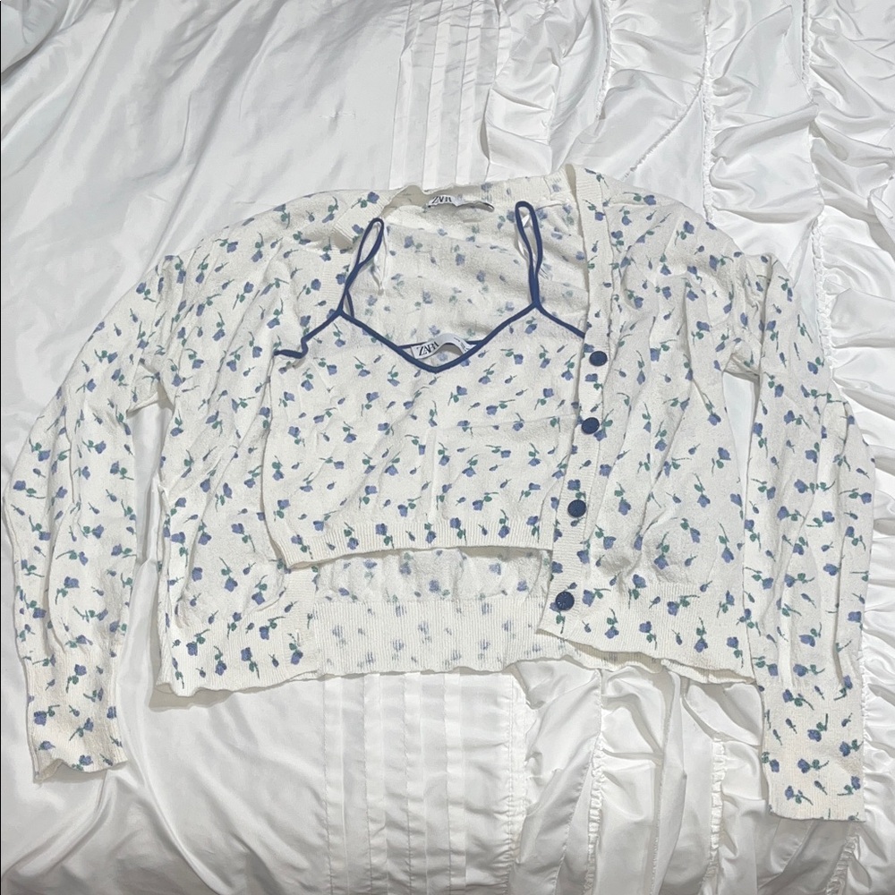 Zara White and Blue Floral Sweater Set